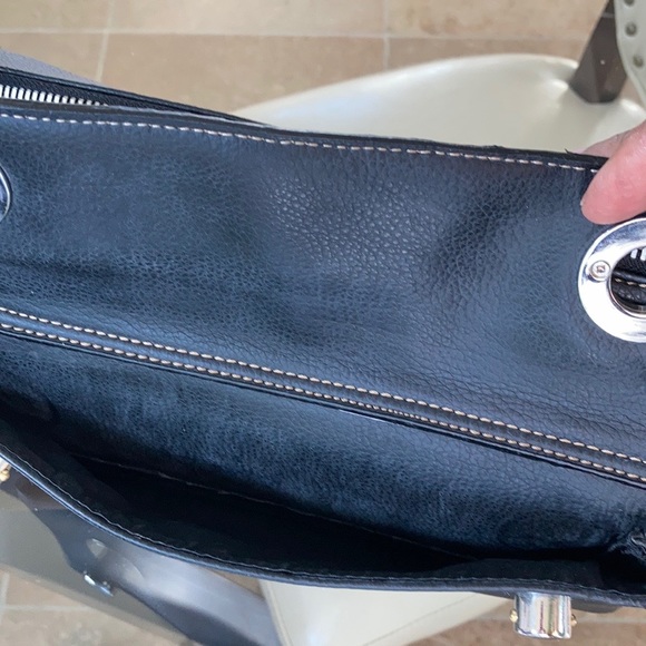 Black Leather shoulder bag - Picture 9 of 11